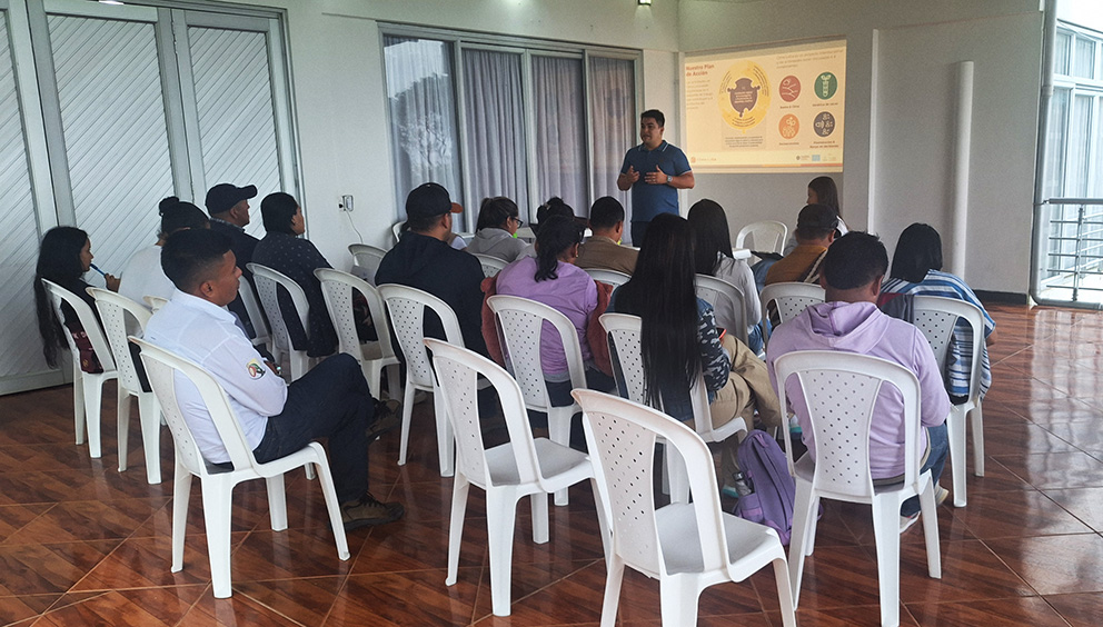 Adapting to Climate Change: Interactive Workshops with aCLIMAtar in Putumayo